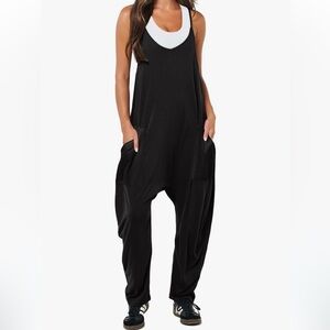 Casual Black Scoop-Neck Jumpsuit with Pockets